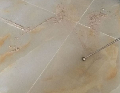 辽阳市瓷砖空鼓维修公司分享粘合剂选择不当在瓷砖铺贴过程中可能导致以下问题