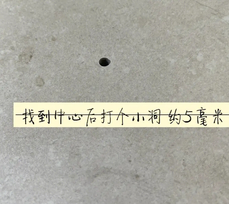 辽阳市瓷砖空鼓维修公司专业解答在瓷砖铺贴过程中，如果砂料搅拌不均匀，将会带来以下问题